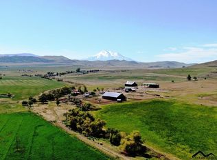 9404 Airport Rd, Montague, CA 96064