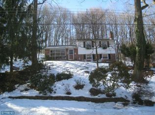 605 Brookwood Rd, Wayne, PA 19087