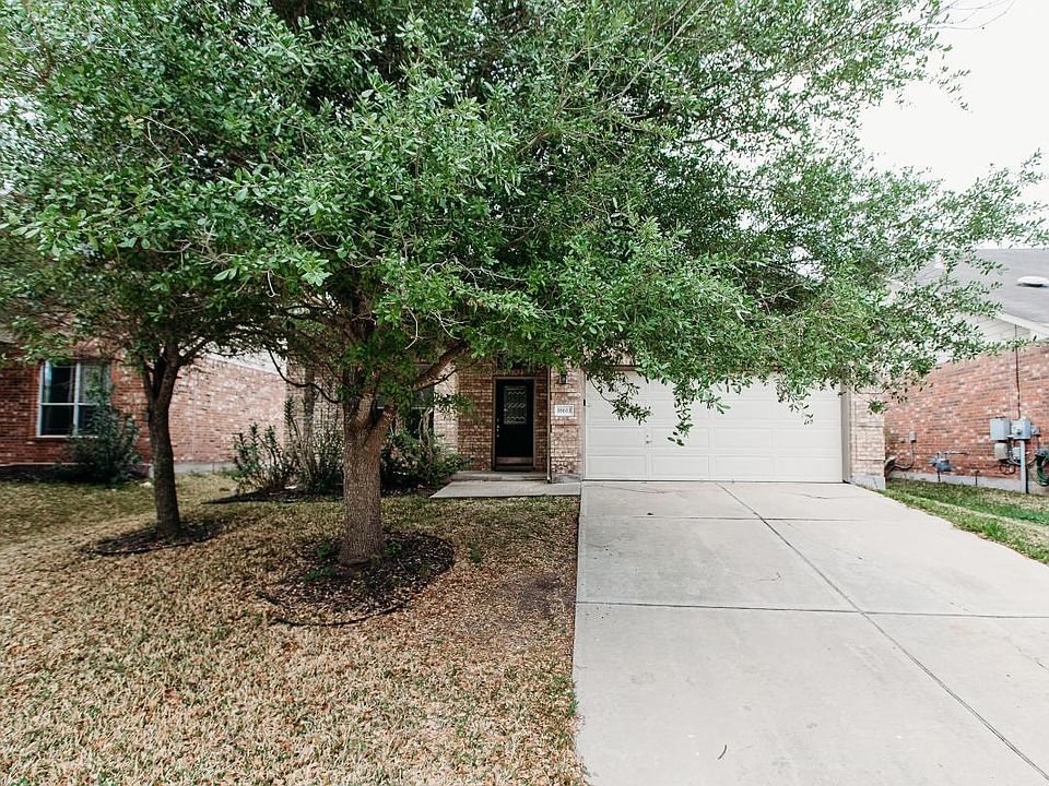 1st image of 18613 Dry Pond Dr