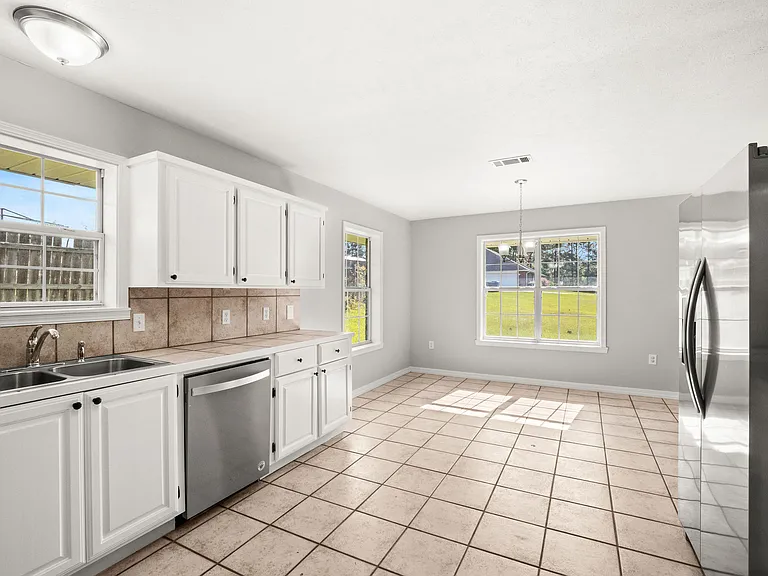 708 Woodland Dr — Photo 11