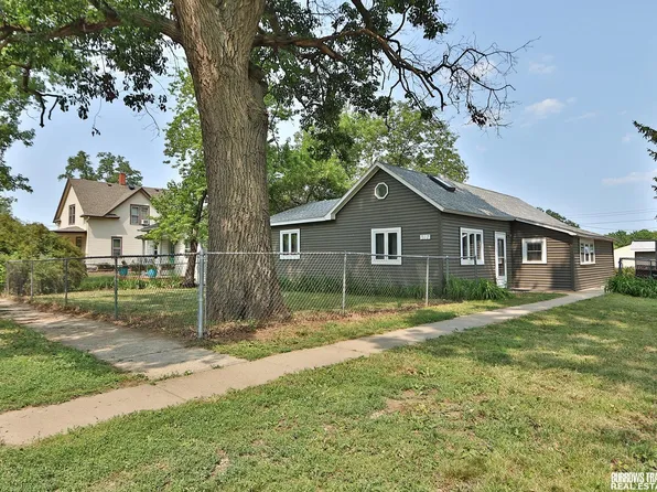 317 Colorado St, Murdock, NE 68407