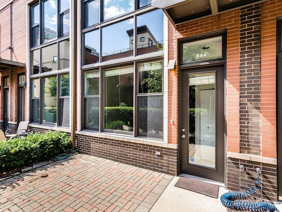 1st image of 944 N Crosby St