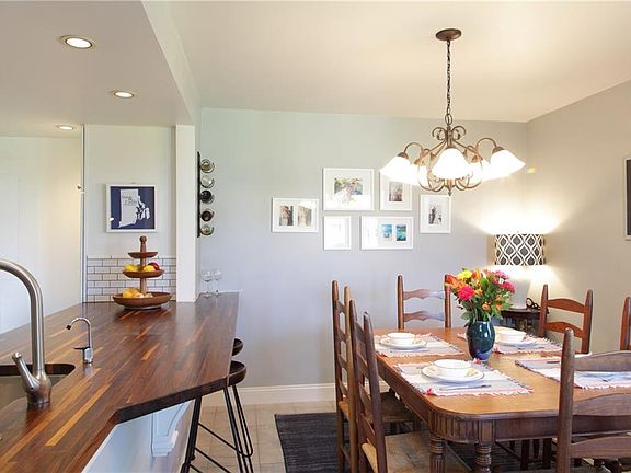 5th image of 63 Seabreeze Ln #63