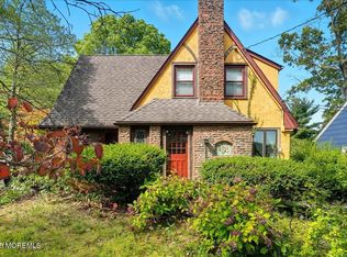 108 Pine St, Toms River, NJ