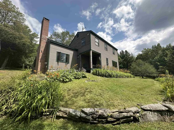 16 Nutmeg Lane, Dover, VT 05356