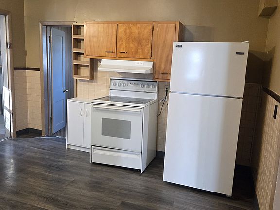 4th image of 1608 H Ave