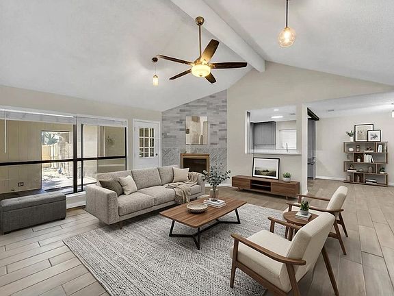 4th image of 708 Whitewing Dr