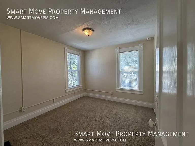 2920 W Jefferson St — Photo 18