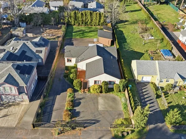 833 SE 151st Ave, Portland, OR 97233