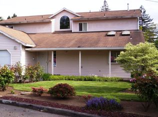 3905 N Overlook Ter, Portland, OR 97227