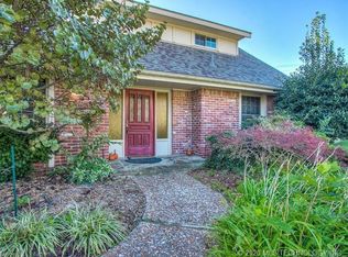 2205 Glynnwood Dr, Bartlesville, OK 74006