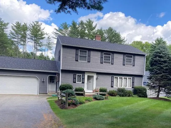 1 Surrey Lane, Hampden, ME 04444