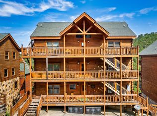1242 Bird Nest Way, Sevierville, TN 37862