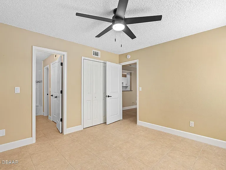Bedroom 2 (tiles)