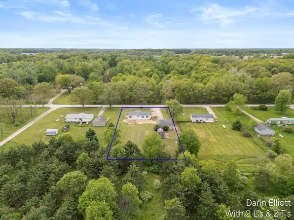 9203 Castle Rd, Sheridan, MI 48884