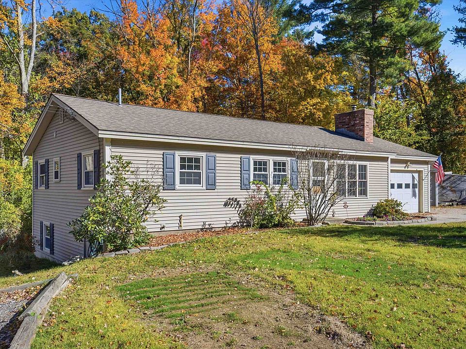 1st image of 8 Beauchesne Drive