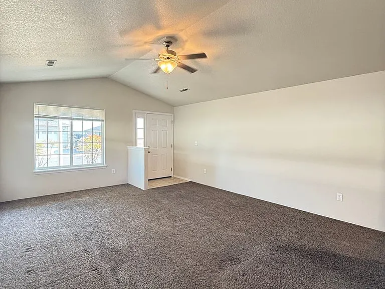 8276 Kestrel Way — Photo 3