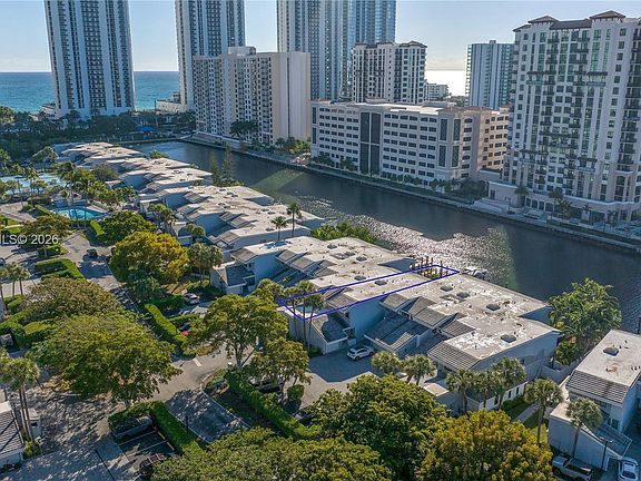 5th image of 310 Poinciana Dr #802