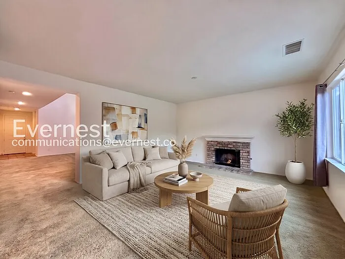 4 bed, 3.0 bath, 2800 sqft, $3,650 — Photo 4