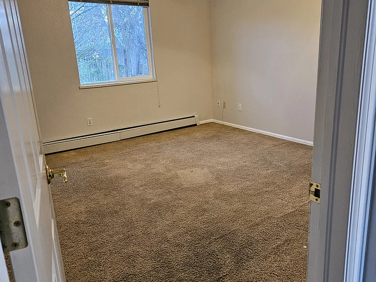 255 W Gloucester Cir — Photo 12