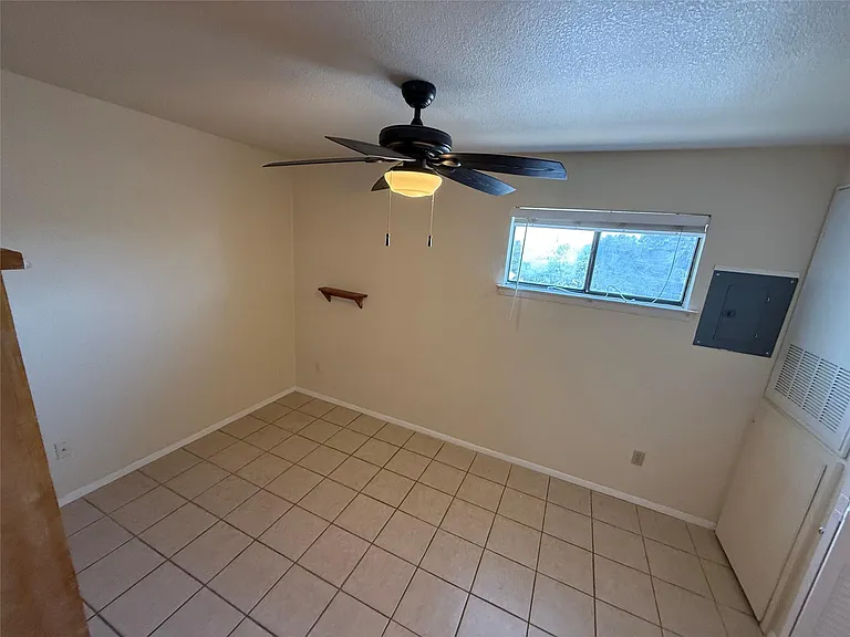 4701 Red River St #301 — Photo 3