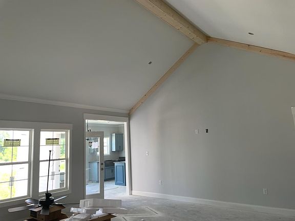 5th image of 3864 Lu Ln
