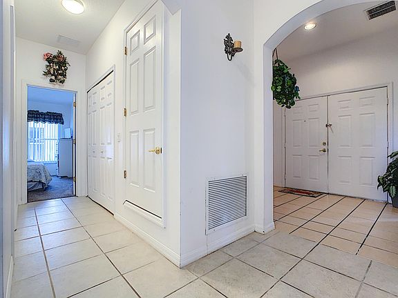 4th image of 4776 Cumbrian Lakes Dr