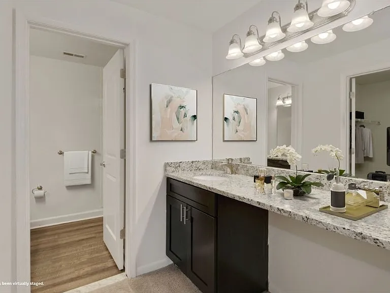 Annen Woods Apartments — Photo 16