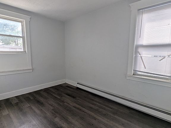 3rd image of 1116 Magnolia Ave #6A