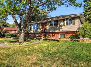 727 N Broad St, Griffith, IN 46319