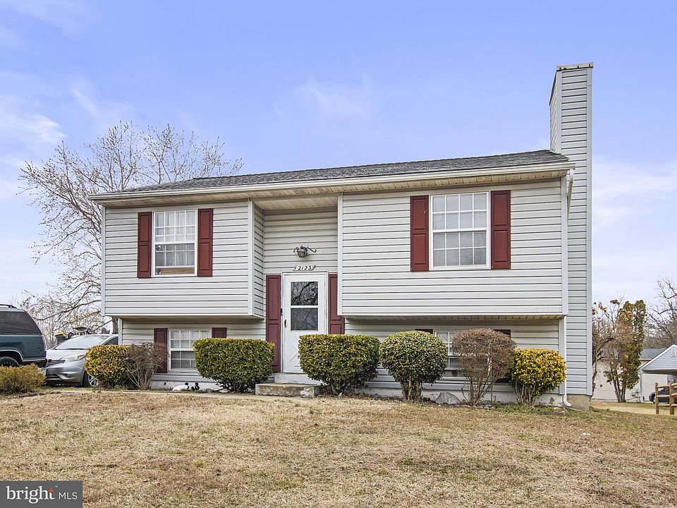 1st image of 2123 Fairchild Ct