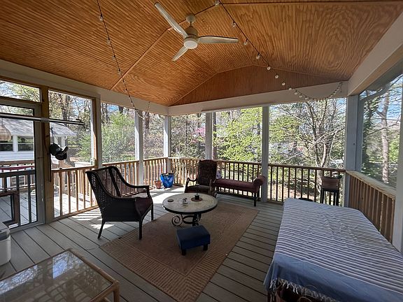 5th image of 1819 Glendale Ave
