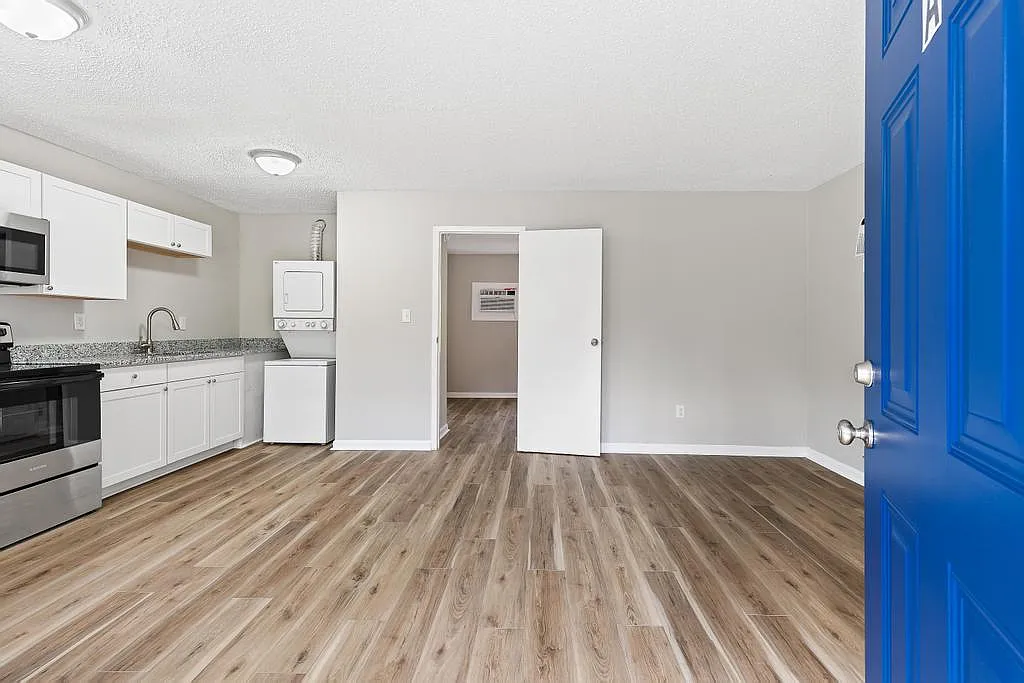 1 bed, 520 sqft, $1,090 — Photo 2