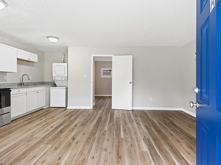104 Cone St #104G — Photo 10