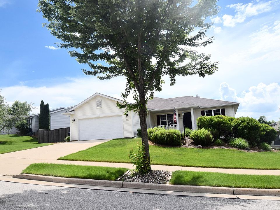 1st image of 2468 Emslie Dr