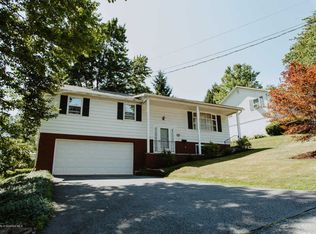 204 Florence St #L-7, Clarks Summit, PA 18411