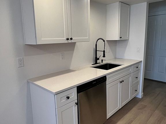4th image of 220 Antles Ave APT 109