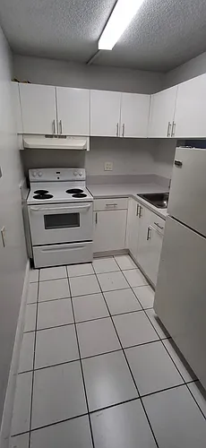 271 NW 177th St #106 Photo 1