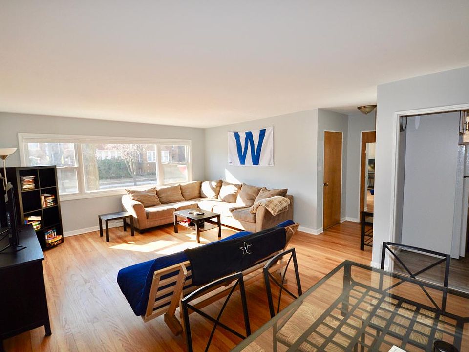1st image of 5009 N California Ave #1