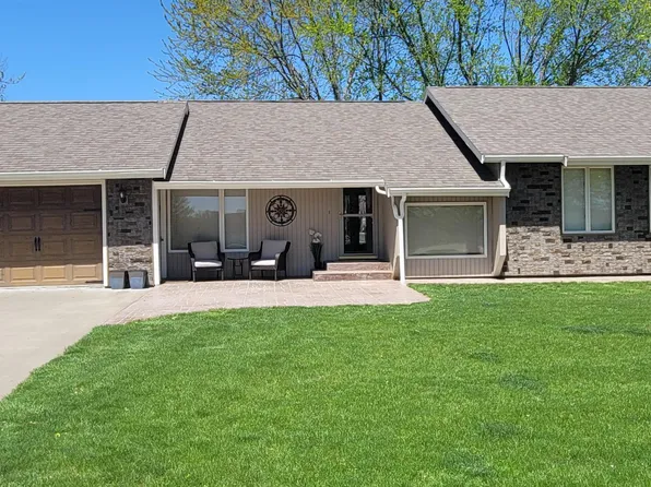 12283 Parkside Dr, Moravia, IA 52571