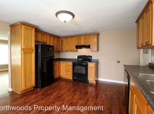 1622 E St, Springfield, OR 97477