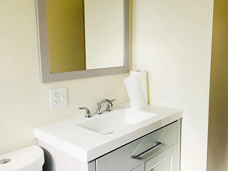 35 N 300 E #1 — Photo 4