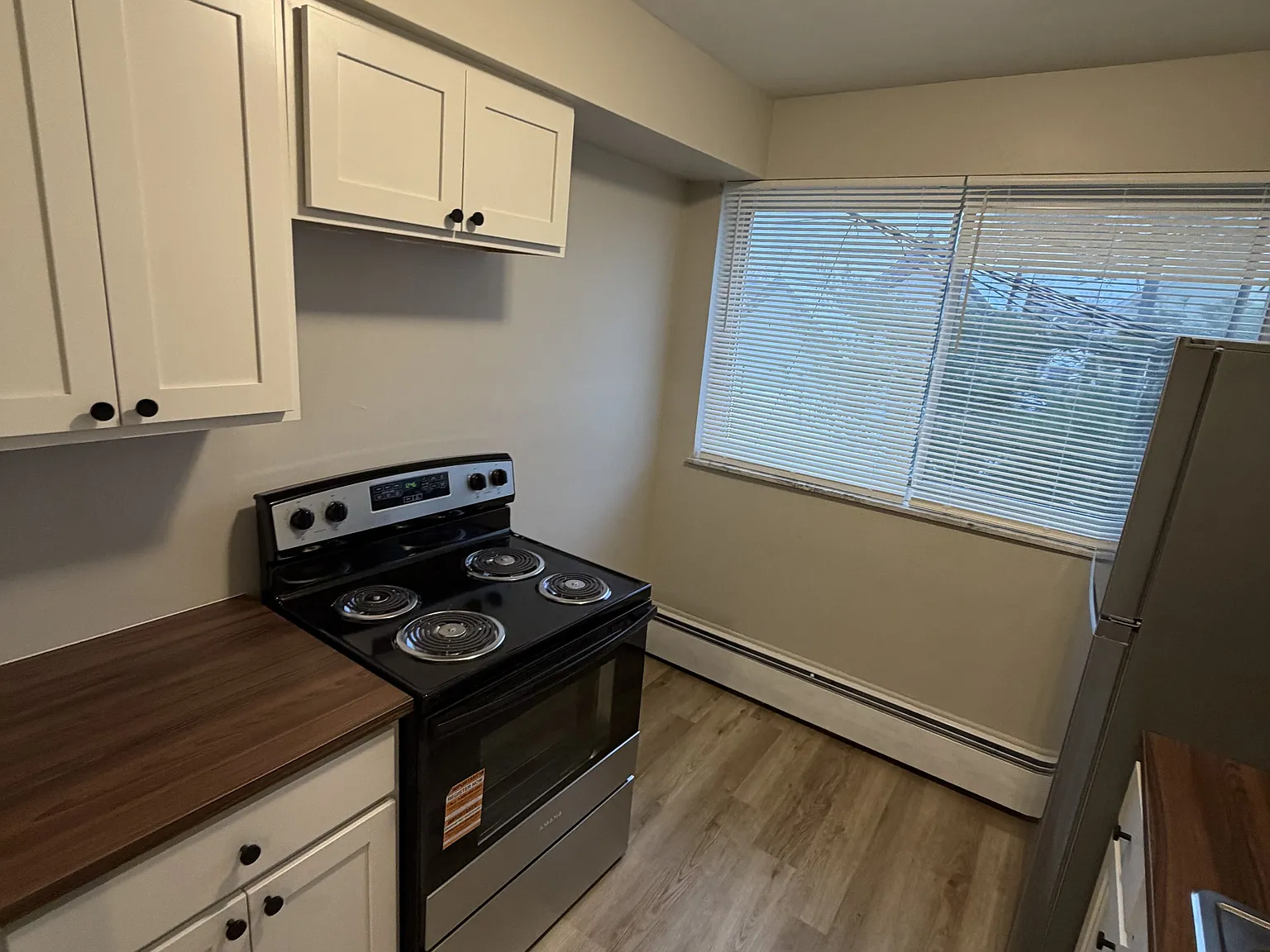 The Wildwood Apartments-24 17731 Lakeshore Boulevard - 6 — Photo 1