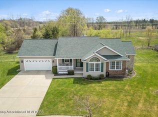 10114 Roblyn Cir, Dimondale, MI 48821