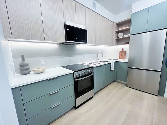 2nd image of 2363 Bedford Ave #411D