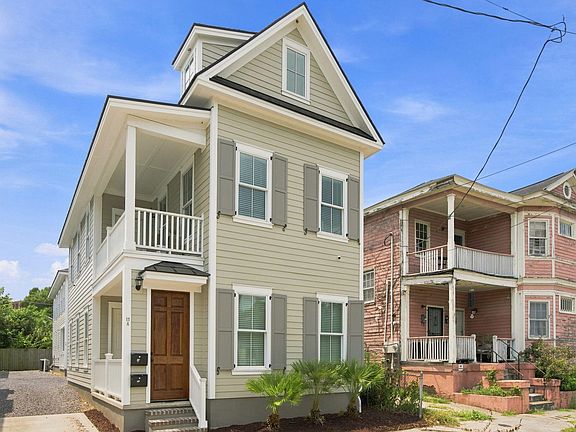3rd image of 11 Hanover St #A & B