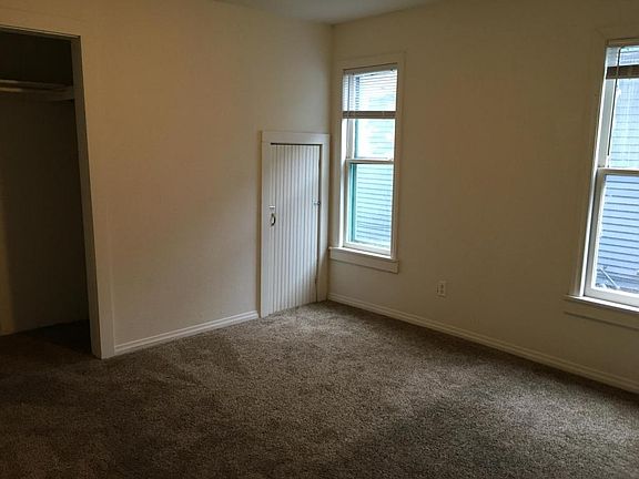 3rd image of 2124 W Broadway Ave #1