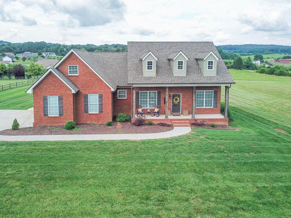 1st image of 105 Shannadoah Ln