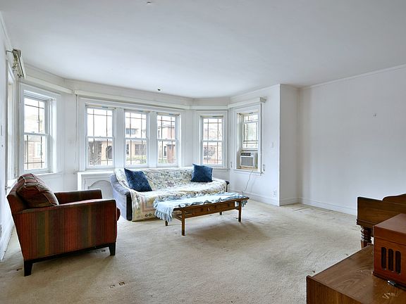 4th image of 6621 N Talman Ave