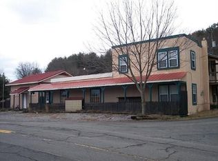 4277 Little Irish Rd, Hiwassee, VA 24347